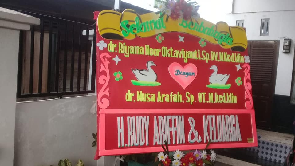 Toko Papan Karangan Bunga di Hulu Sungai Utara